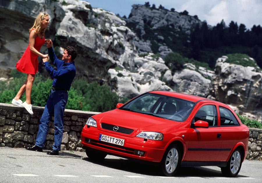  Opel Astra 3-Door (G) 1998 года  (фото 15 из 36)